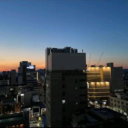 Feel At Home 동성로스타 비앤비 Daegu Eksteriør bilde
