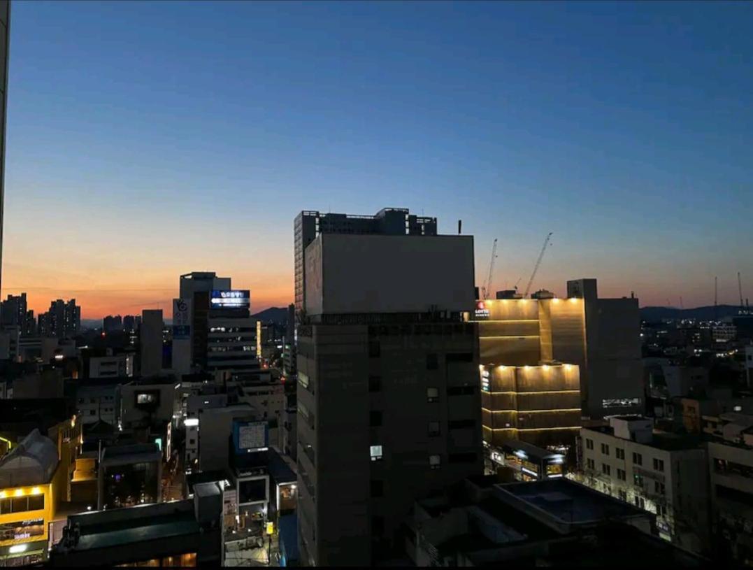 Feel At Home 동성로스타 비앤비 Daegu Eksteriør bilde